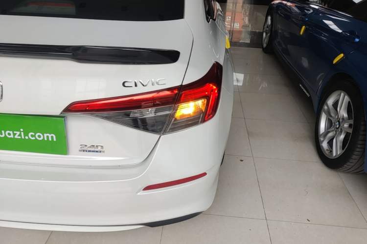 Used Honda Civic 2022 240TURBO CVT Dynamic Edition Right Rear Taillight