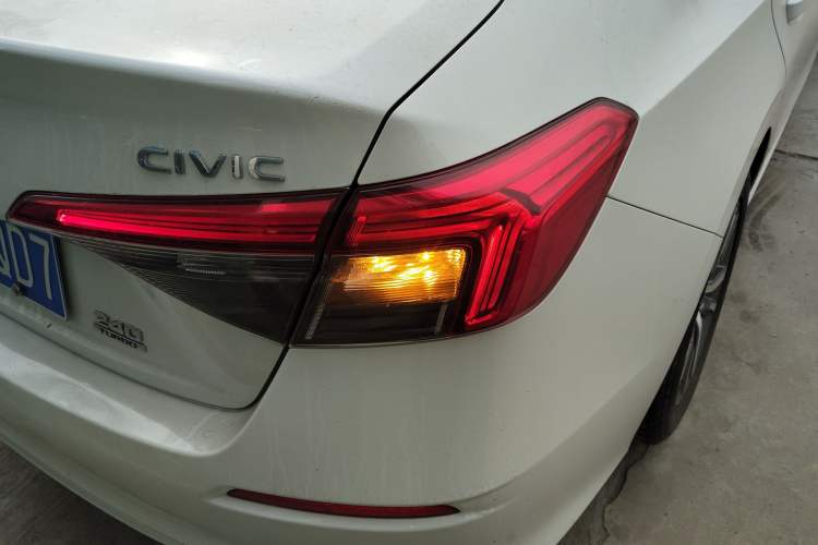 Used Honda Civic 2022 240TURBO CVT Dynamic Edition Right Rear Taillight