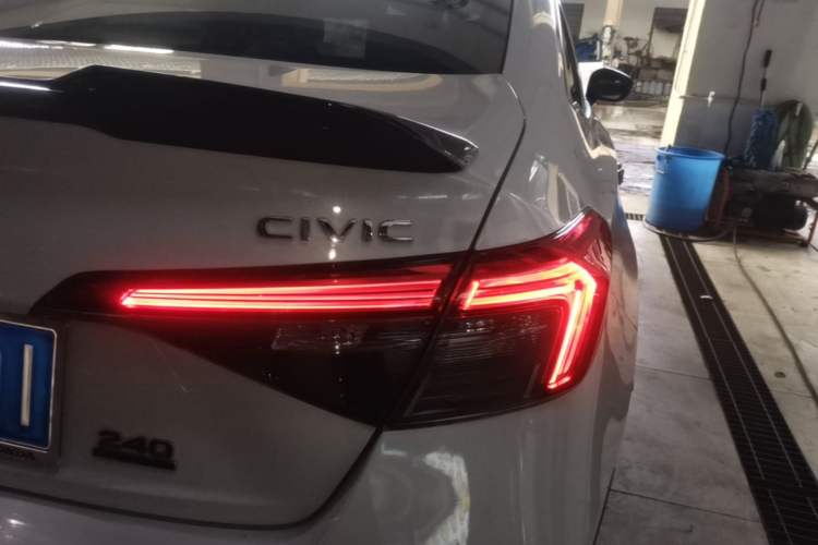 Used Honda Civic 2022 240TURBO CVT Dynamic Edition Right Rear Taillight