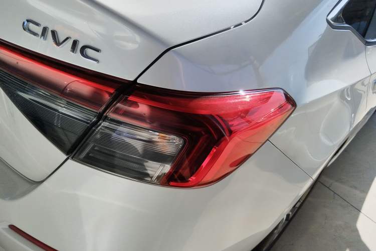 Used Honda Civic 2022 240TURBO CVT Dynamic Edition Right Rear Taillight