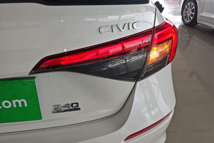 Used Honda Civic 2022 240TURBO CVT Dynamic Edition Right Rear Taillight