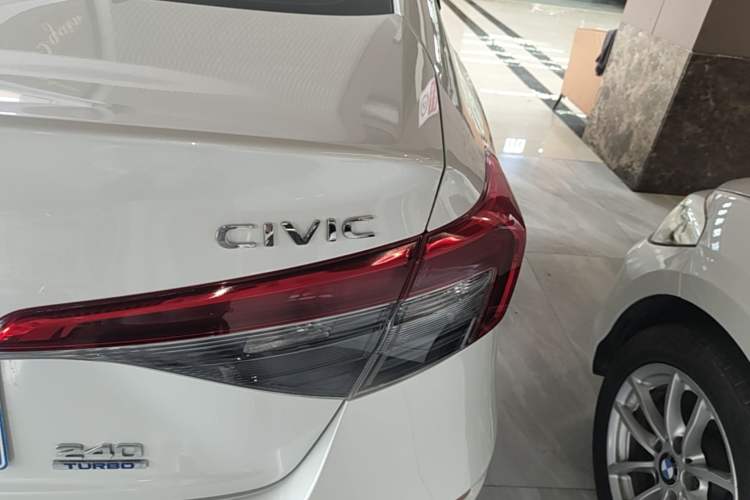 Used Honda Civic 2022 240TURBO CVT Dynamic Edition Right Rear Taillight