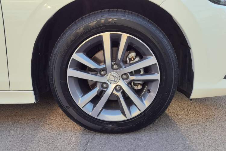 Used Honda Civic 2022 240TURBO CVT Dynamic Edition Right Rear Wheel Hub