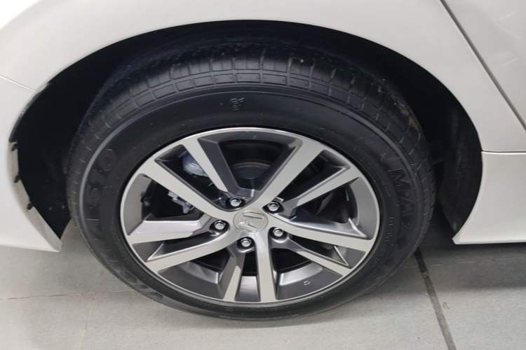 Used Honda Civic 2022 240TURBO CVT Dynamic Edition Right Rear Wheel Hub