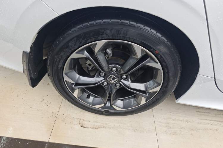 Used Honda Civic 2022 240TURBO CVT Dynamic Control Version Right Rear Wheel Hub