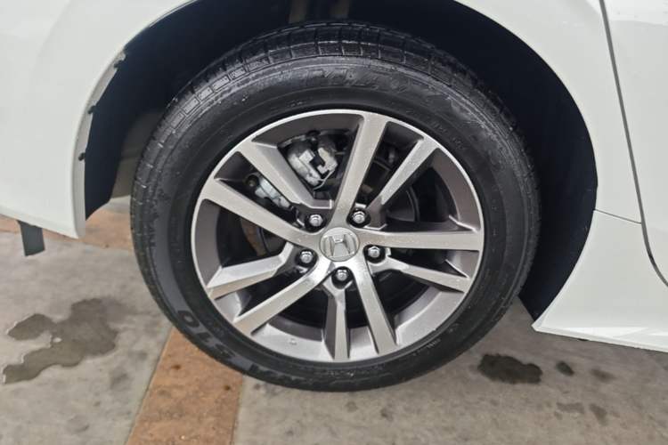 Used Honda Civic 2022 240TURBO CVT Dynamic Edition Right Rear Wheel Hub