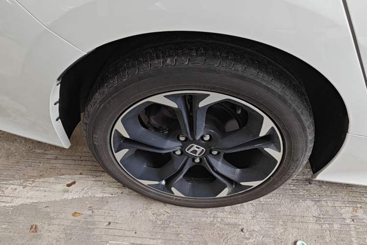 Used Honda Civic 2022 240TURBO CVT Dynamic Edition Right Rear Wheel Hub