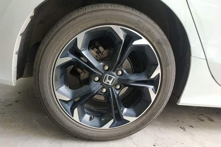 Used Honda Civic 2022 240TURBO CVT Dynamic Edition Right Rear Wheel Hub