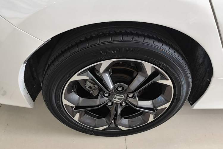 Used Honda Civic 2022 240TURBO CVT Dynamic Control Version Right Rear Wheel Hub