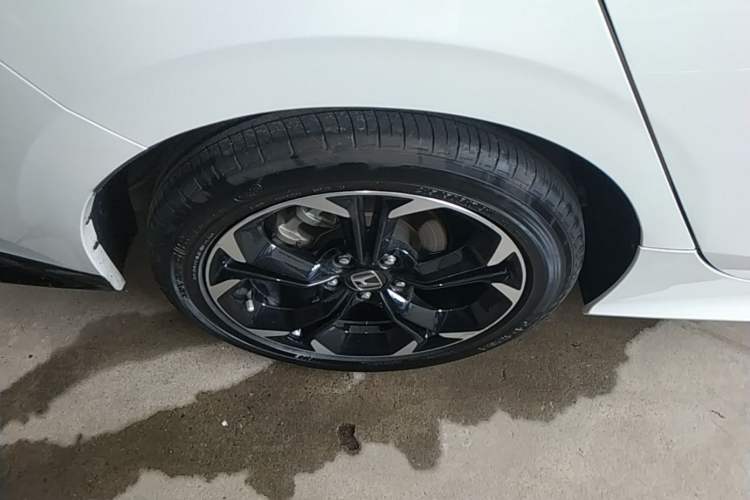 Used Honda Civic 2022 240TURBO CVT Dynamic Edition Right Rear Wheel Hub