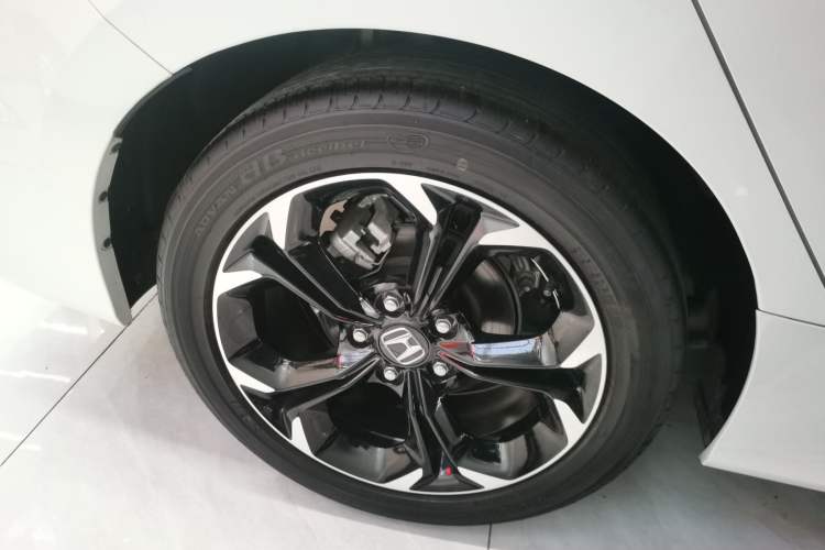 Used Honda Civic 2022 240TURBO CVT Dynamic Edition Right Rear Wheel Hub