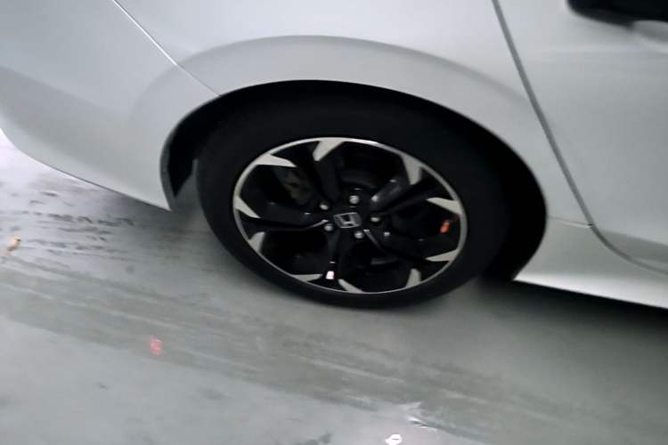 Used Honda Civic 2022 240TURBO CVT Dynamic Edition Right Rear Wheel Hub