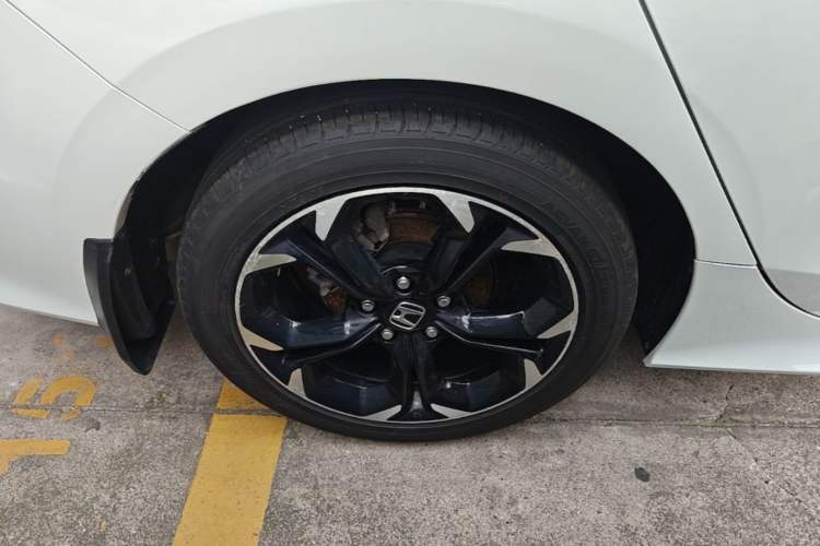 Used Honda Civic 2022 240TURBO CVT Dynamic Edition Right Rear Wheel Hub