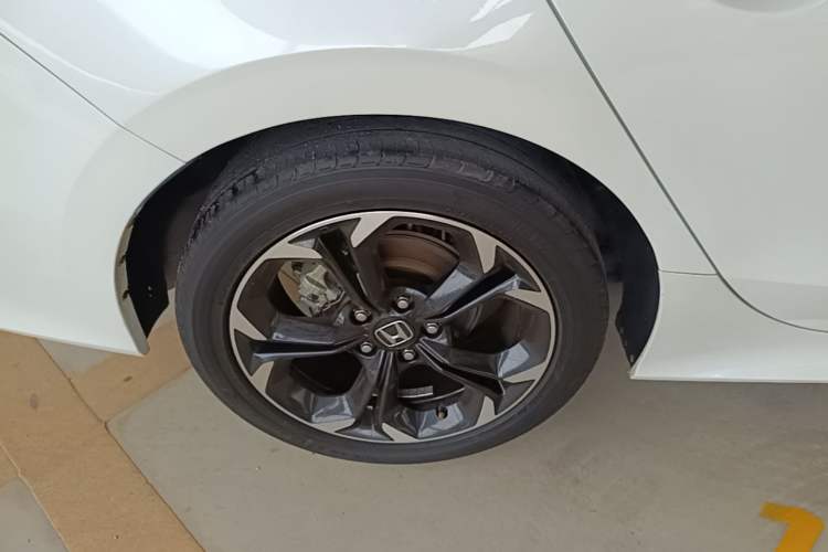 Used Honda Civic 2022 240TURBO CVT Dynamic Edition Right Rear Wheel Hub