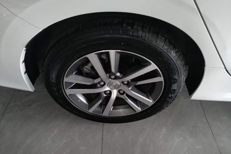 Used Honda Civic 2022 240TURBO CVT Dynamic Edition Right Rear Wheel Hub