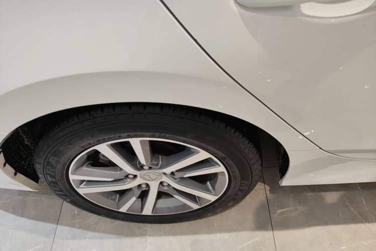 Used Honda Civic 2022 240TURBO CVT Dynamic Edition Right Rear Wheel Hub