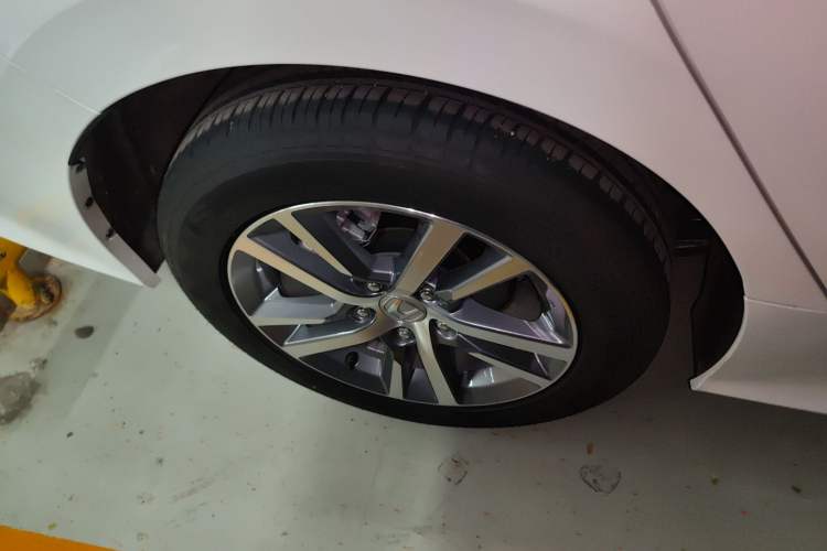 Used Honda Civic 2022 240TURBO CVT Dynamic Edition Right Rear Wheel Hub