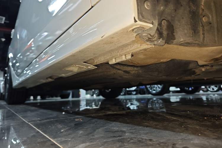 Used Honda Civic 2022 180TURBO CVT Shangqing Edition Right Side Sill