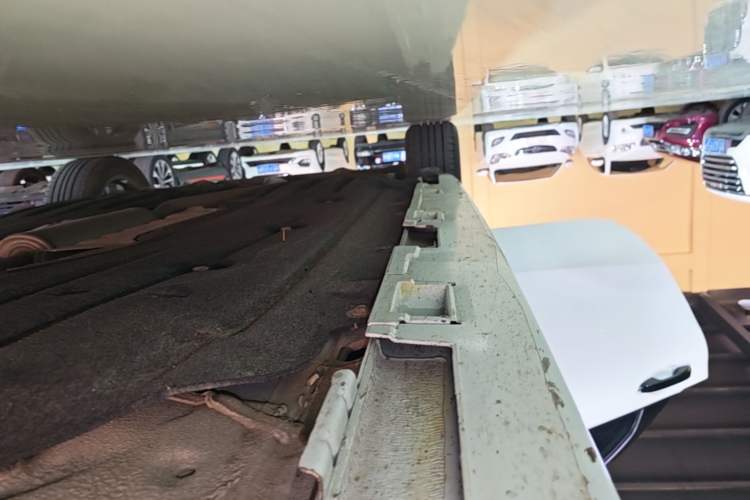 Used Honda Civic 2022 240TURBO CVT Dynamic Edition Right Side Sill