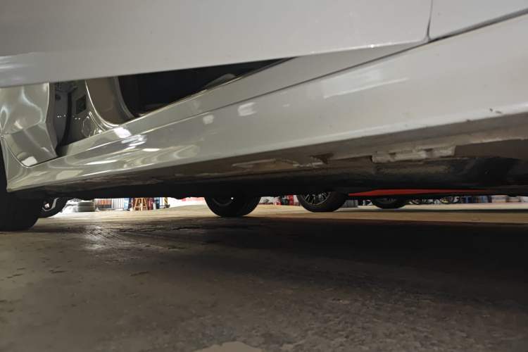 Used Honda Civic 2022 180TURBO CVT Shangqing Edition Right Side Sill