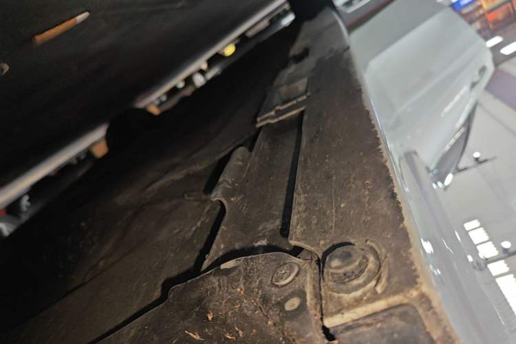 Used Honda Civic 2022 240TURBO CVT Dynamic Control Version Right Side Sill
