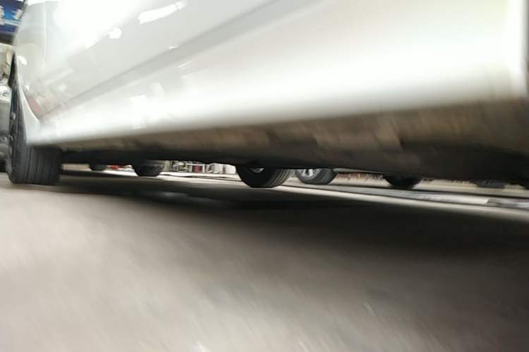 Used Honda Civic 2022 240TURBO CVT Dynamic Edition Right Side Sill