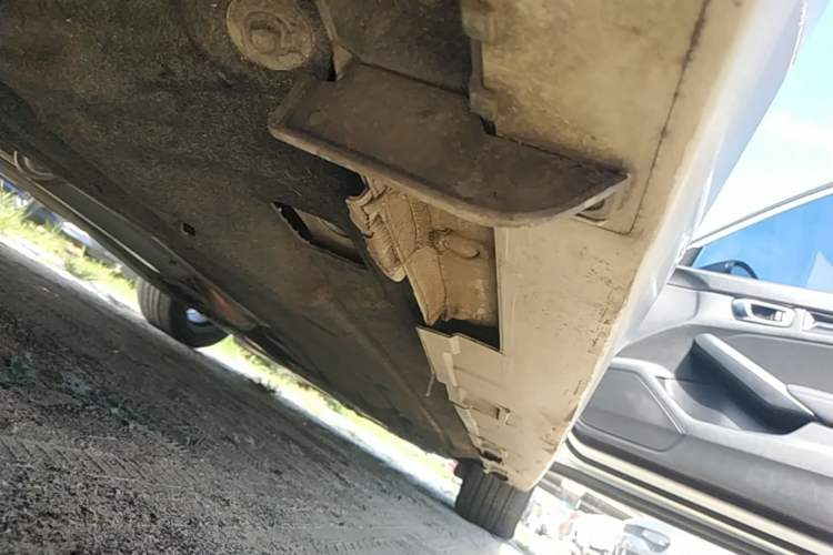 Used Honda Civic 2022 240TURBO CVT Dynamic Edition Right Side Sill