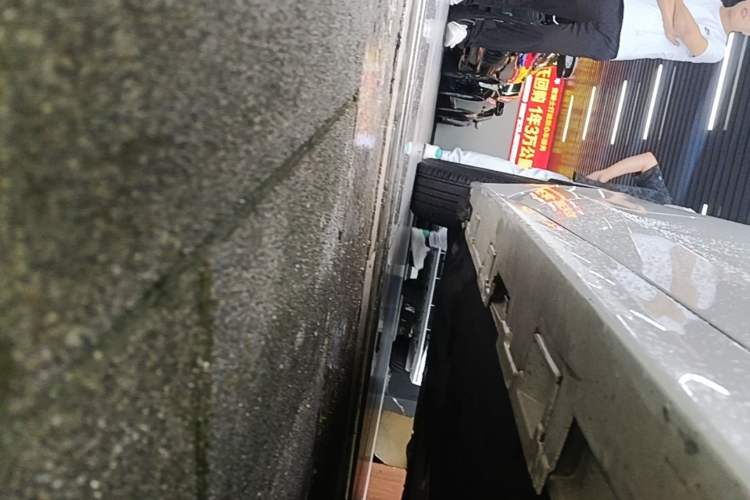 Used Honda Civic 2022 240TURBO CVT Dynamic Edition Right Side Sill