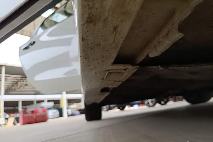 Used Honda Civic 2022 240TURBO CVT Dynamic Edition Right Side Sill