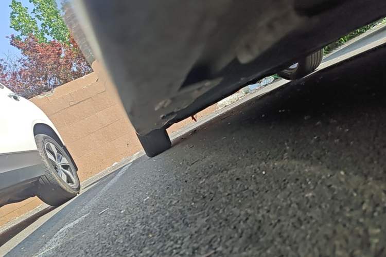 Used Honda Civic 2022 240TURBO CVT Dynamic Edition Right Side Sill