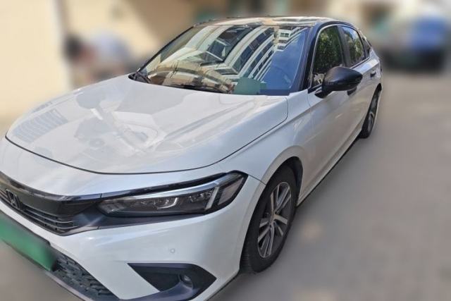 Ojetý Honda Civic 2022 240TURBO CVT Dynamic Edition