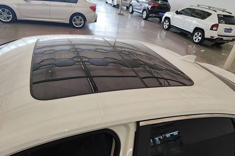 Used Honda Civic 2022 240TURBO CVT Dynamic Control Version Roof