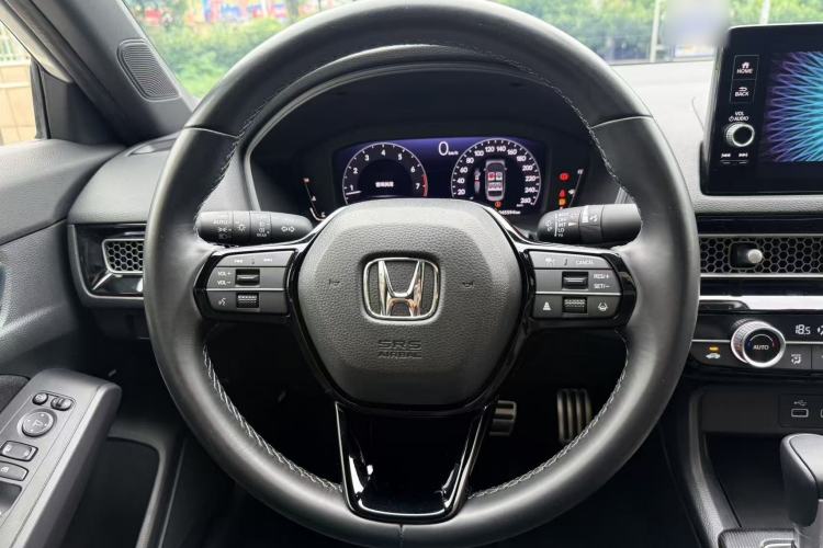 Used Honda Civic 2022 240TURBO CVT Dynamic Edition Steering Wheel