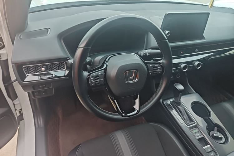 Used Honda Civic 2022 240TURBO CVT Dynamic Edition Steering Wheel