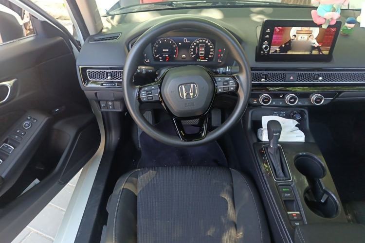 Used Honda Civic 2022 240TURBO CVT Dynamic Edition Steering Wheel