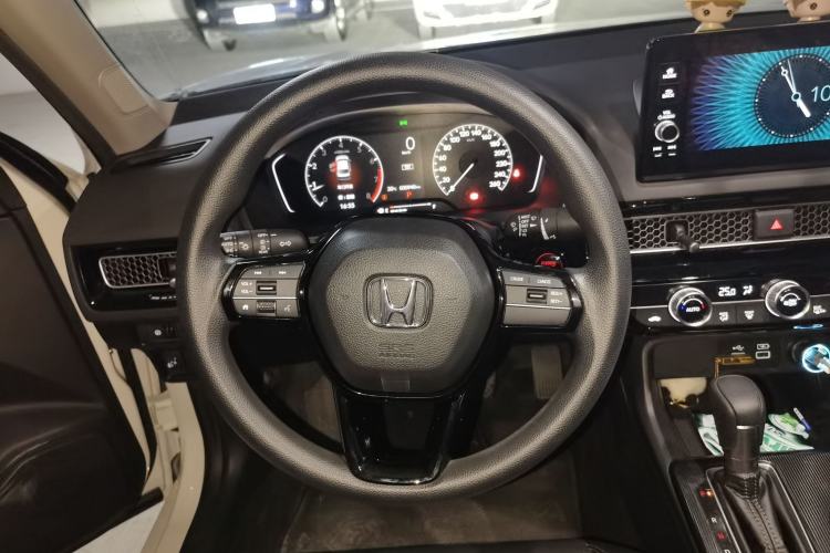 Used Honda Civic 2022 240TURBO CVT Dynamic Edition Steering Wheel