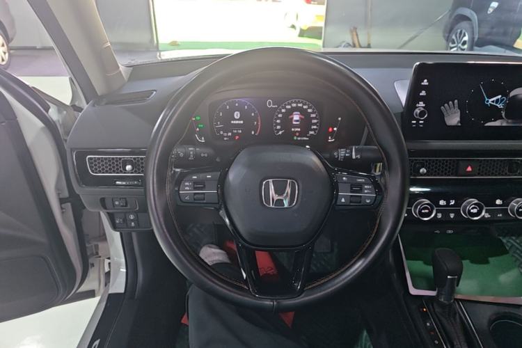 Used Honda Civic 2022 240TURBO CVT Dynamic Edition Steering Wheel