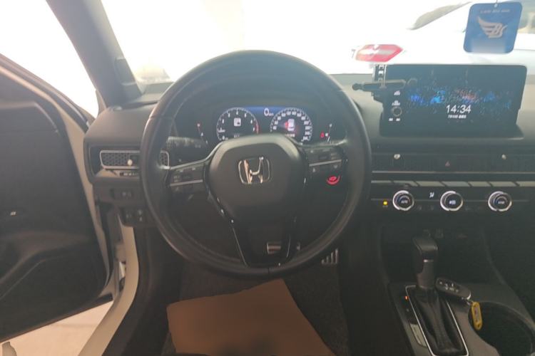 Used Honda Civic 2022 240TURBO CVT Dynamic Edition Steering Wheel