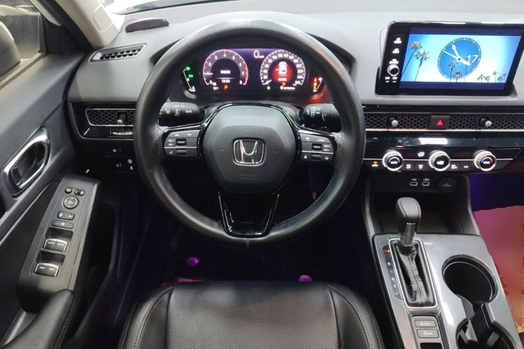 Used Honda Civic 2022 240TURBO CVT Dynamic Edition Steering Wheel