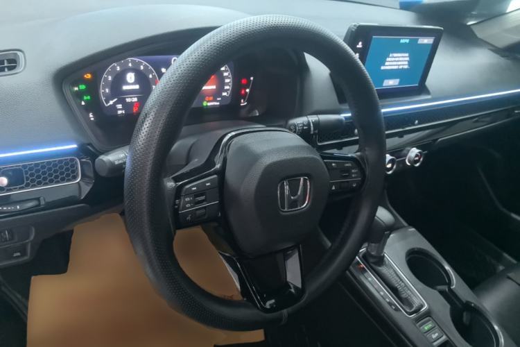 Used Honda Civic 2022 240TURBO CVT Dynamic Edition Steering Wheel