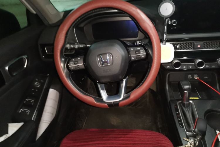 Used Honda Civic 2022 240TURBO CVT Dynamic Control Version Steering Wheel