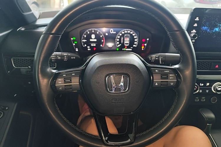 Used Honda Civic 2022 240TURBO CVT Dynamic Edition Steering Wheel