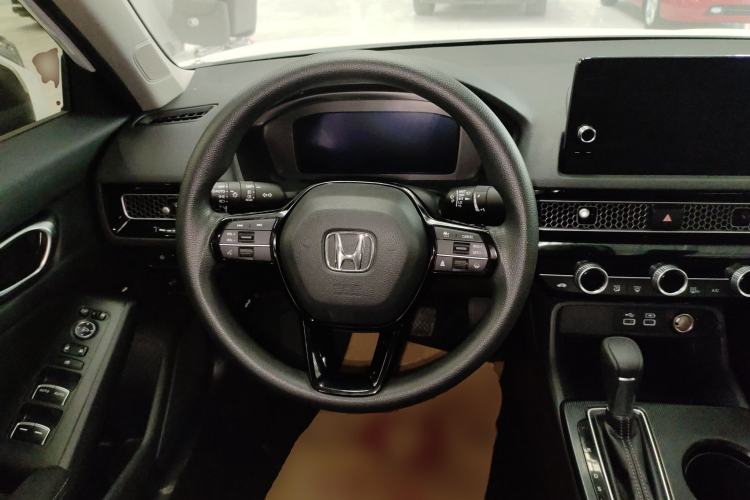 Used Honda Civic 2022 240TURBO CVT Dynamic Edition Steering Wheel