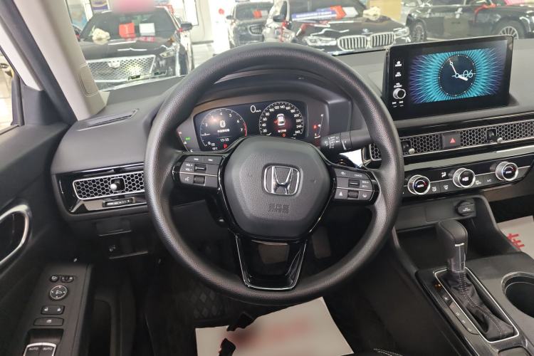 Used Honda Civic 2022 240TURBO CVT Dynamic Edition Steering Wheel