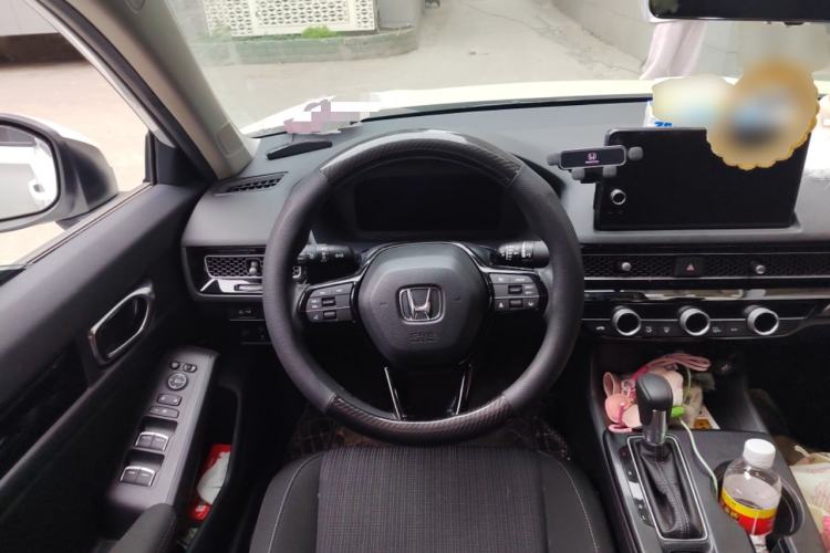 Used Honda Civic 2022 240TURBO CVT Dynamic Edition Steering Wheel
