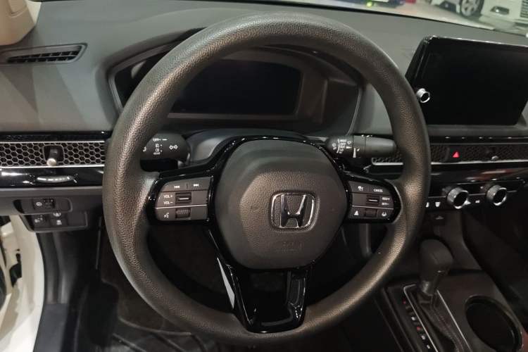 Used Honda Civic 2022 240TURBO CVT Dynamic Edition Steering Wheel