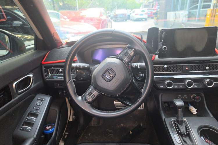 Used Honda Civic 2022 240TURBO CVT Dynamic Edition Steering Wheel