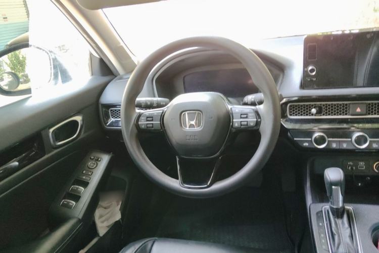 Used Honda Civic 2022 240TURBO CVT Dynamic Edition Steering Wheel