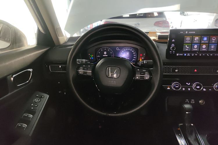 Used Honda Civic 2022 240TURBO CVT Dynamic Edition Steering Wheel
