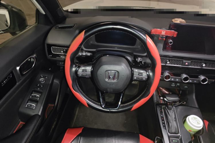 Used Honda Civic 2022 240TURBO CVT Dynamic Edition Steering Wheel